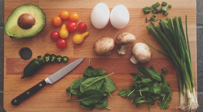 Was ist die beste Diät?! Paleo? Vegan? Low Carb? Intermittierendes Fasten?